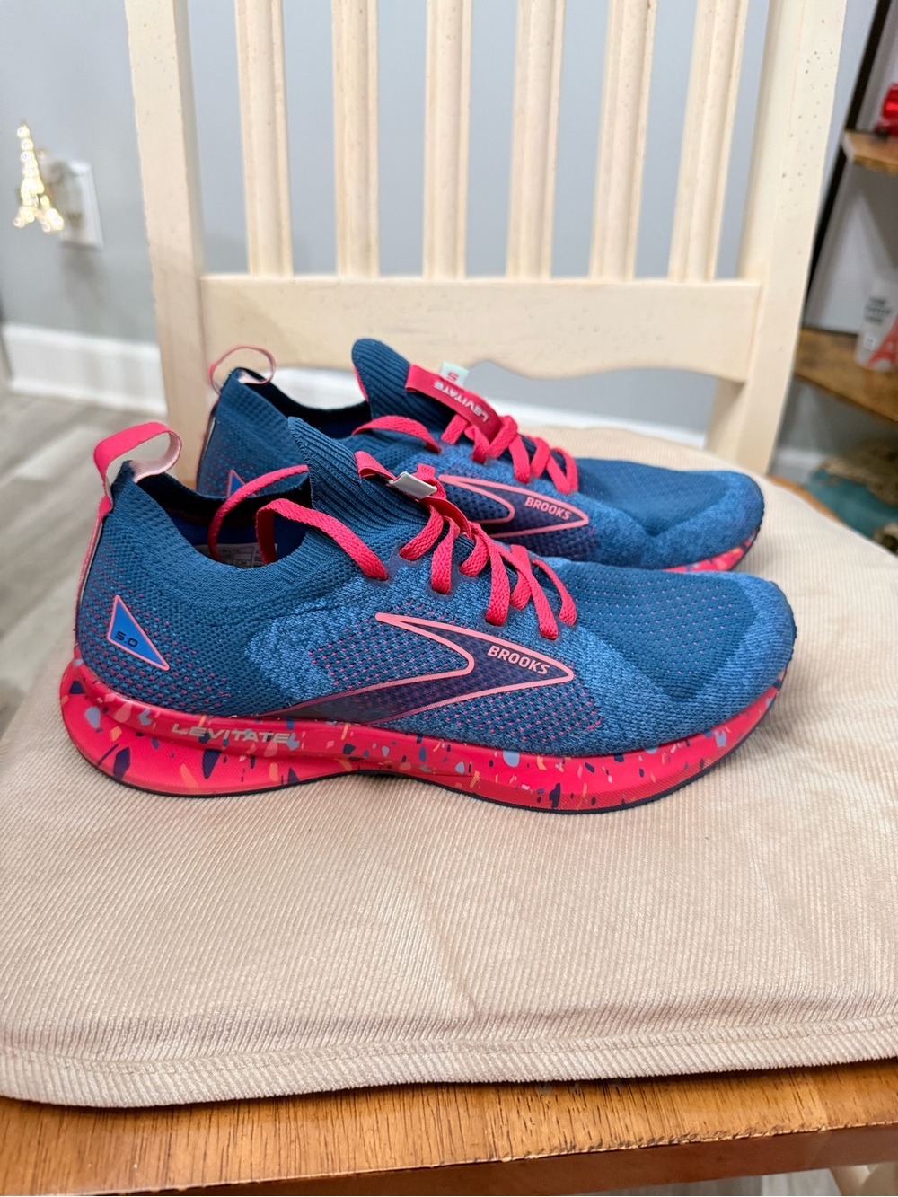 Brooks Levitate knit sneaker with pink accents
